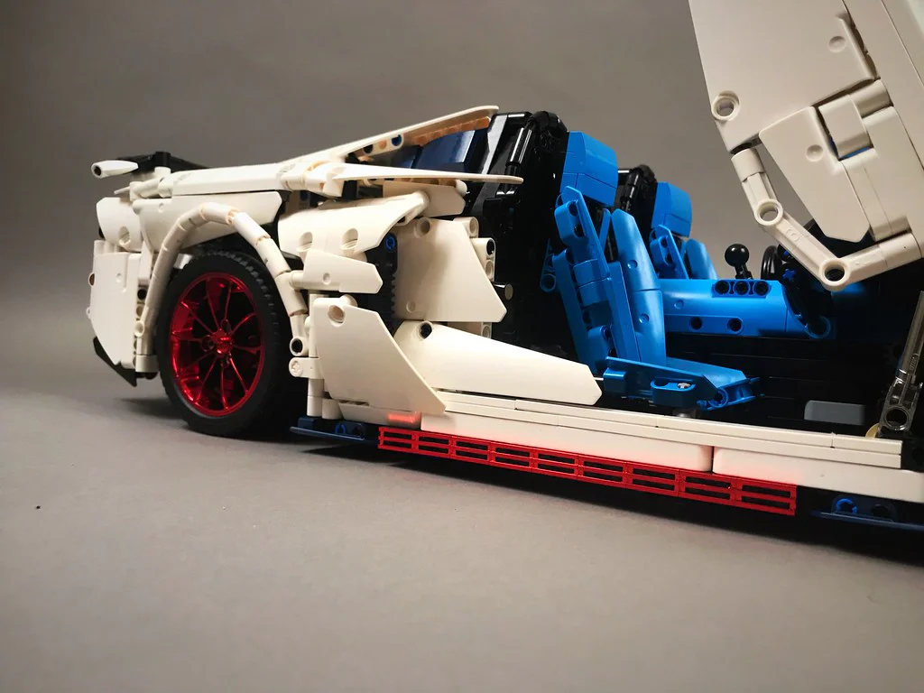Lamborghini Aventador SVJ Roadster 1:8 非凡 F10002 image 8