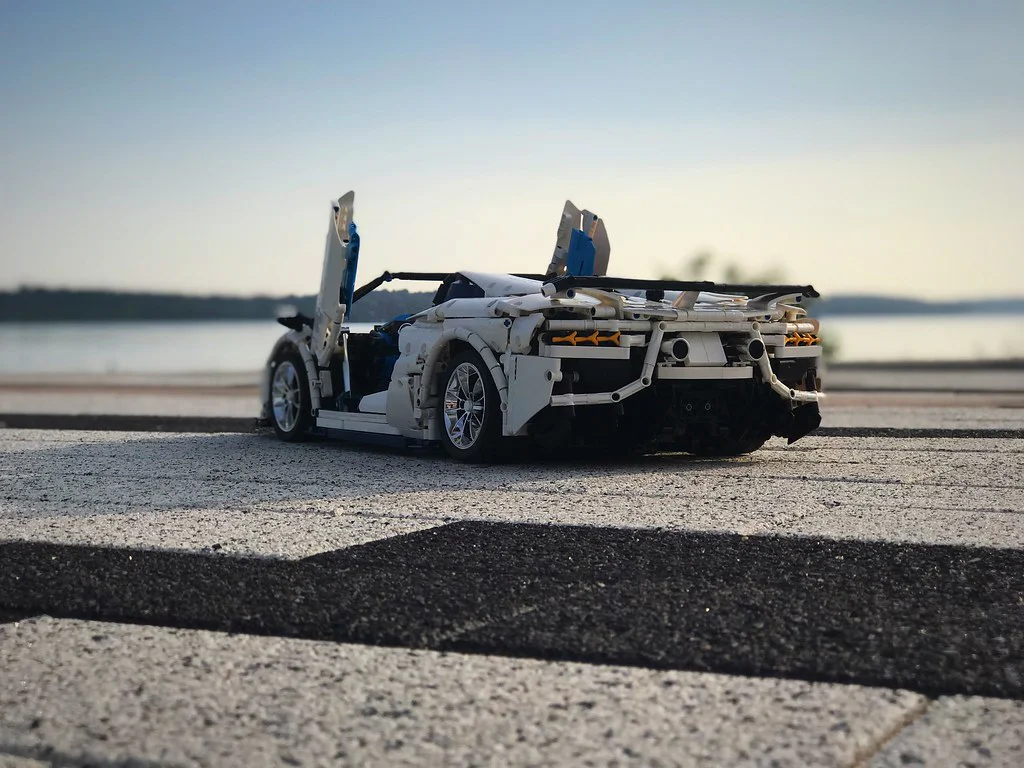 Lamborghini Aventador SVJ Roadster 1:8 非凡 F10002 image 12