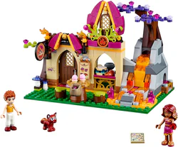 Pixie: Ashly and the Enchanted Bakery
