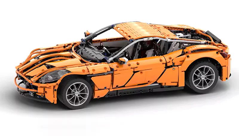 Aston Martin DB11 MOC-7202