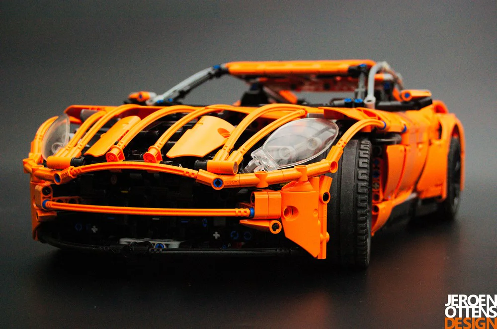 Aston Martin DB11 MOC-7202 image 1