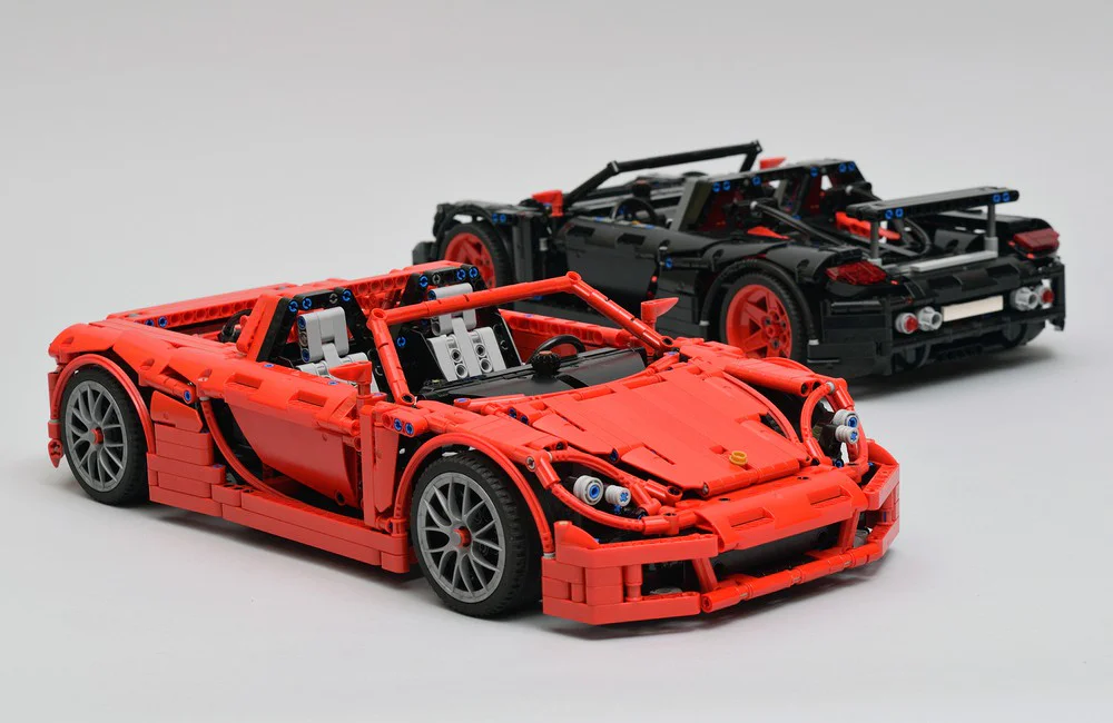 Porsche Carrera GT - Red MOC-8579