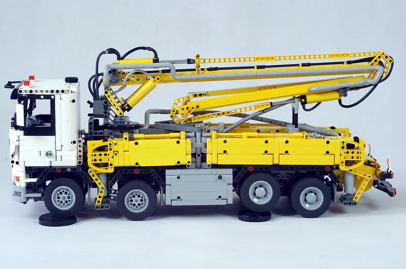 Concrete Pump Truck MOC-29716 image 6
