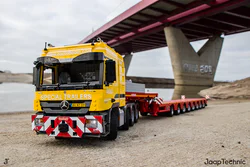 Mercedes-Benz Actros 4165