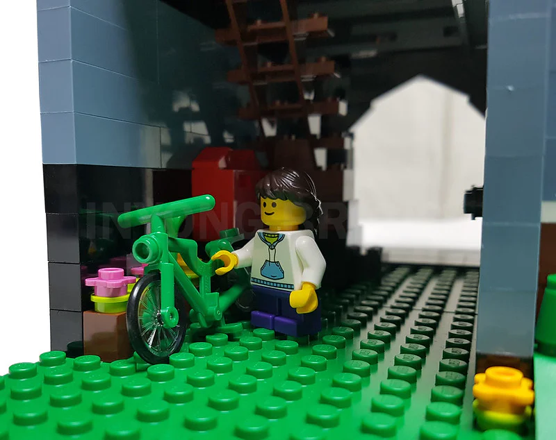 Philosophy Street Scenery: Bookstore (located inside pet store 10218) MOC-18923 image 10