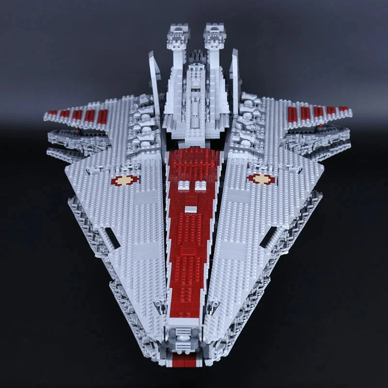 Vinetao Republic-class attack cruiser. MOC-0694 image 3