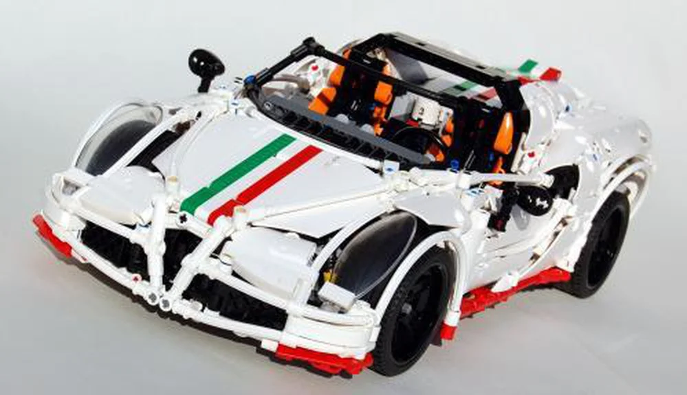 ALPHA ROMEO 4C SPIDER MOC-2927 image 1