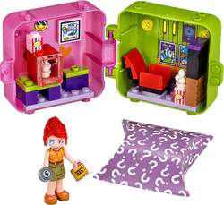 Mia's shopping box