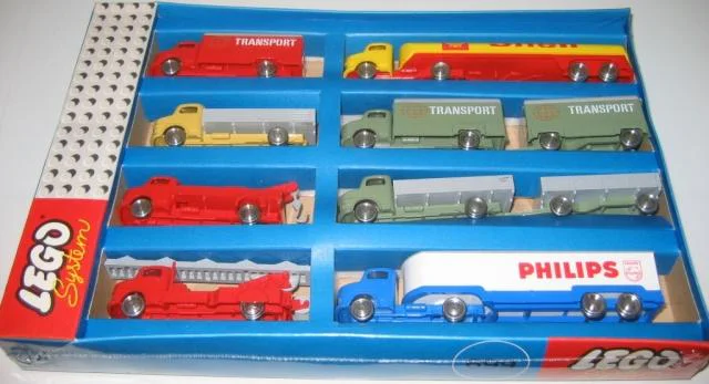"N Scale 1:87 8 Trucks" 乐高 LEGO 699-2 image 1