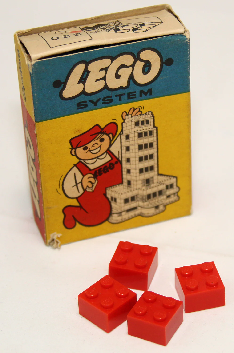 "Four bricks" 乐高 LEGO 220 image 3