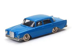 Mercedes-Benz 220S (Model 115)