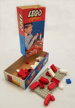 Basic Building Set in Cardboard