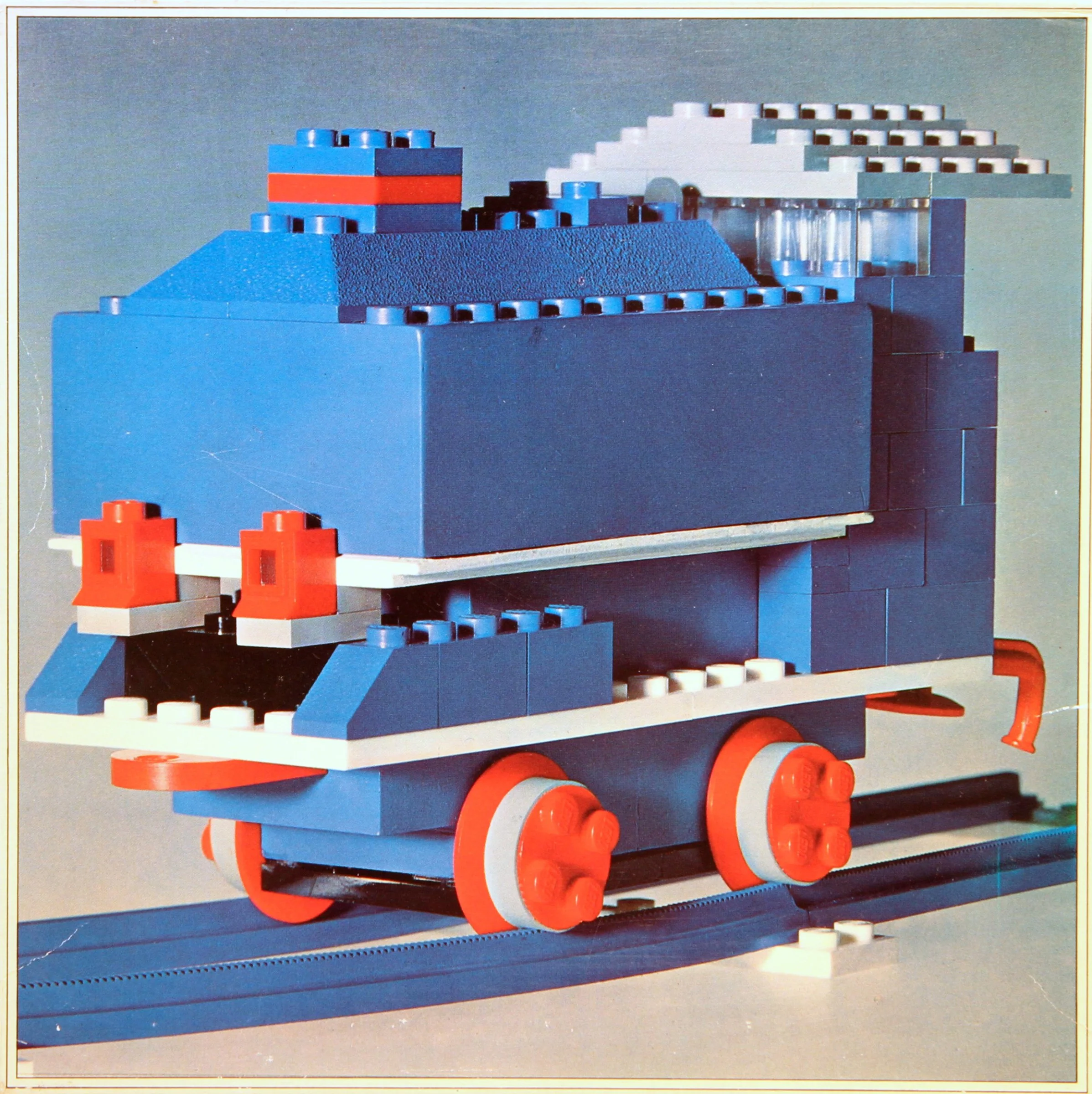 Steam Locomotive with Electric Motor 乐高 LEGO 112-2 image 1