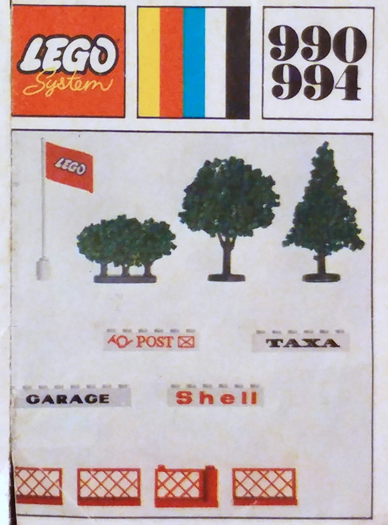 "Trees and Signs" (1969 version with old-style trees and 3 bricks) 乐高 LEGO 990 image 1