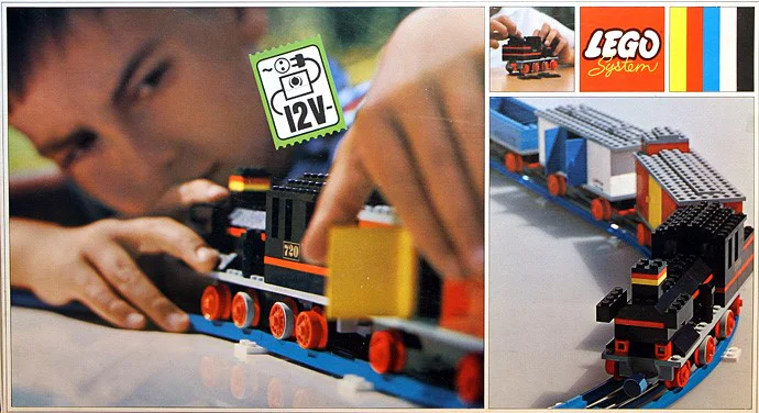 Miniature Electric Train Powered by a 12-Volt DC Motor 乐高 LEGO 720-2
