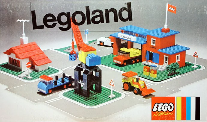 City Plaza Arranged with Roads 乐高 LEGO 355 image 1