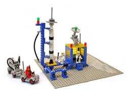 Space: Alpha-1 rocket base launch pad