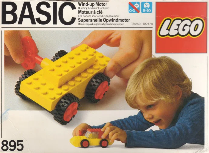 Start the motor. 乐高 LEGO 895 image 3