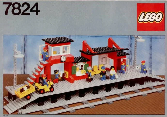 Train: railway station 乐高 LEGO 7824 image 1