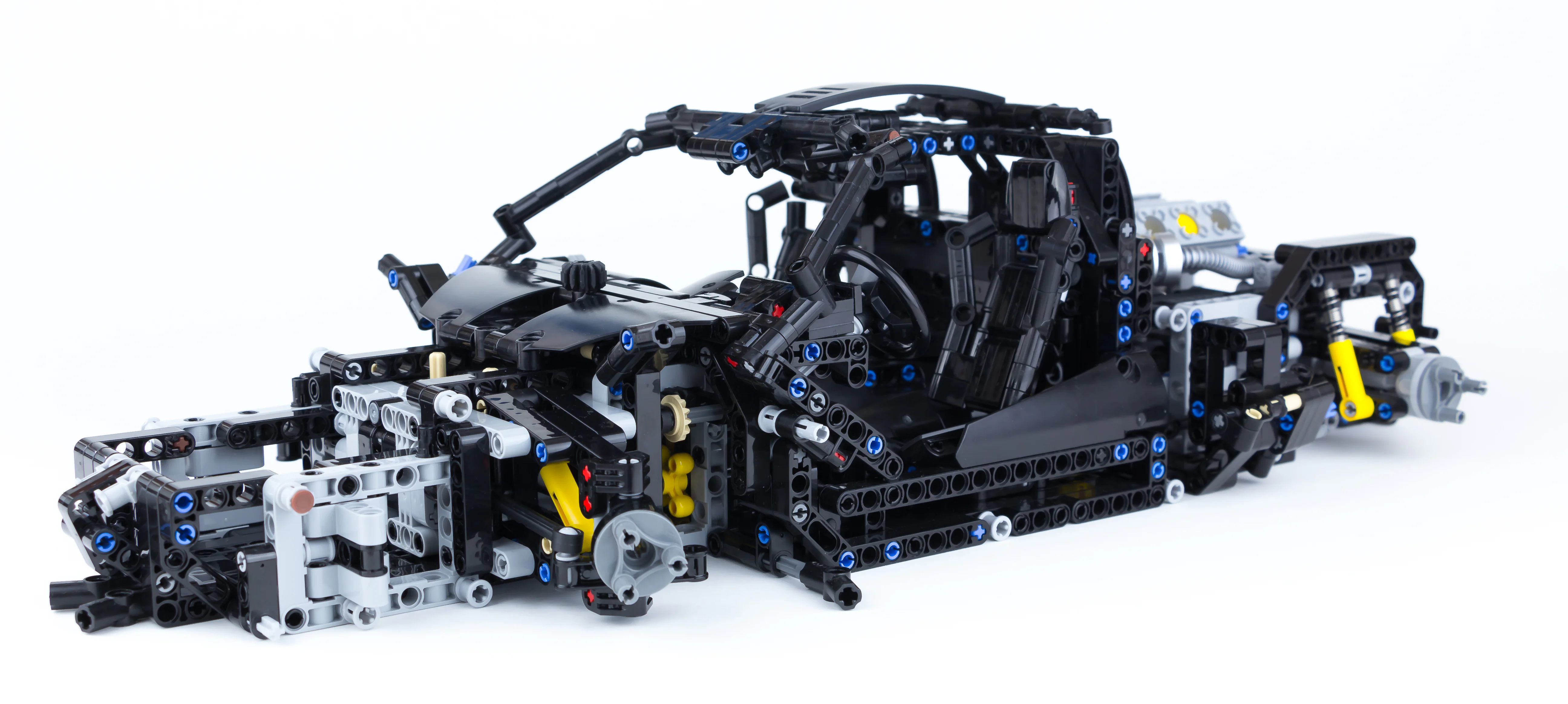 McLaren 720S 1:8 MOC-46762 image 4