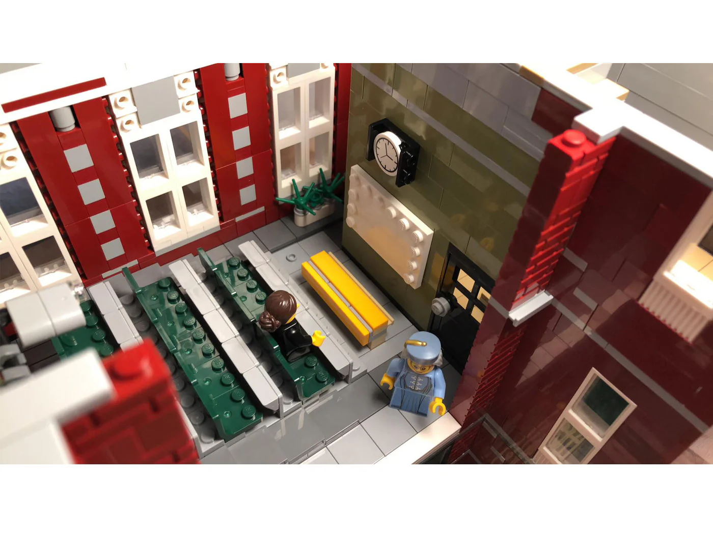 Red Brick University 雷尔娱乐 10008 image 14