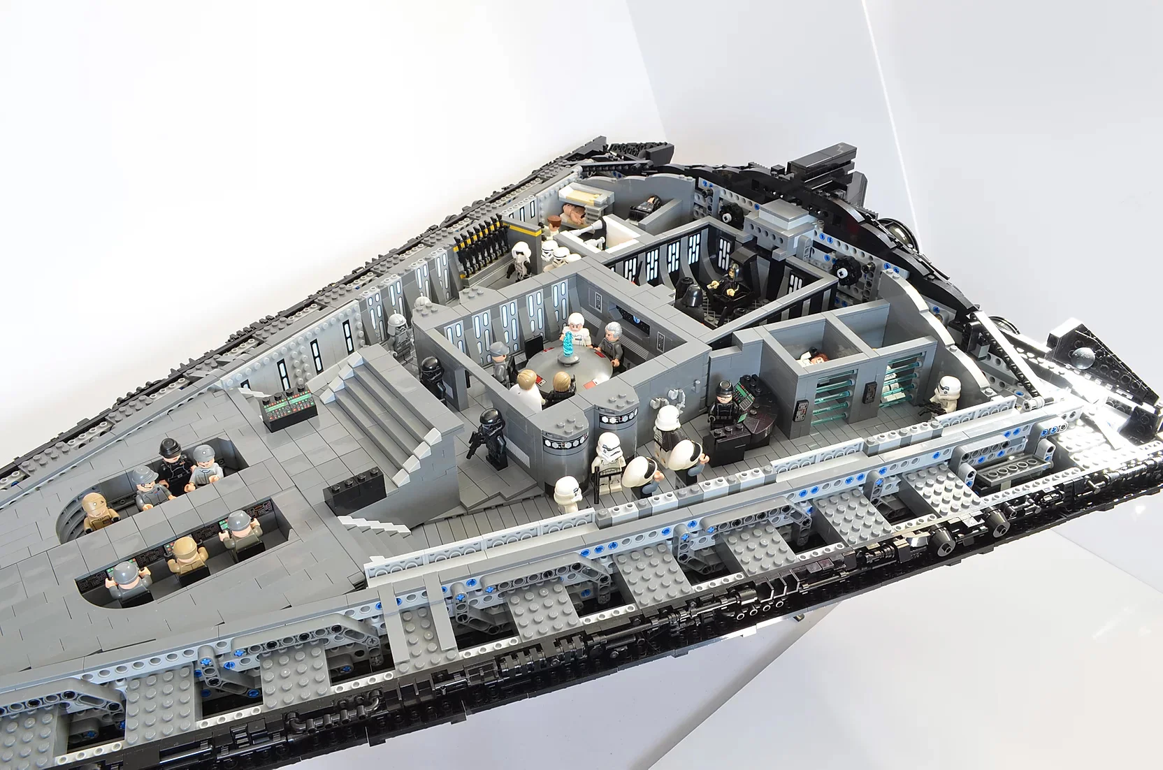 Japanese battleship of the Ikazuchi class. 宇星模王 MOULDKING 21004 image 3