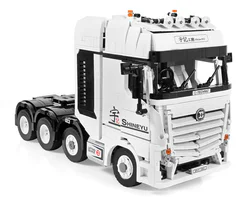 U.S.R. Room: Mercedes Truck Header 1:10