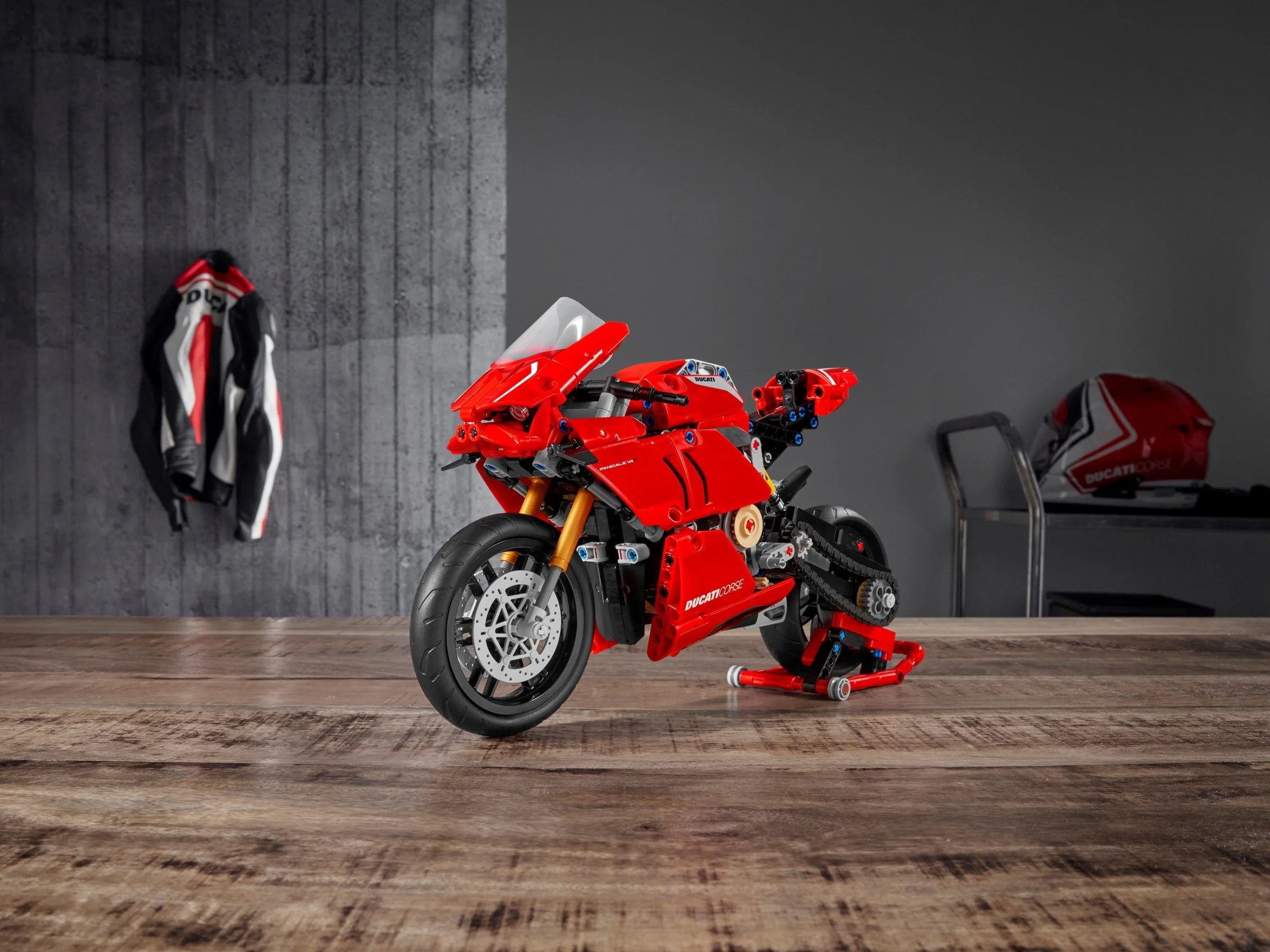 Ducati Panigale V4 R Track Motorcycle 乐博LEBO 10272 image 1