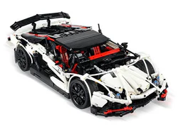 Lamborghini Aventador LP 720-4