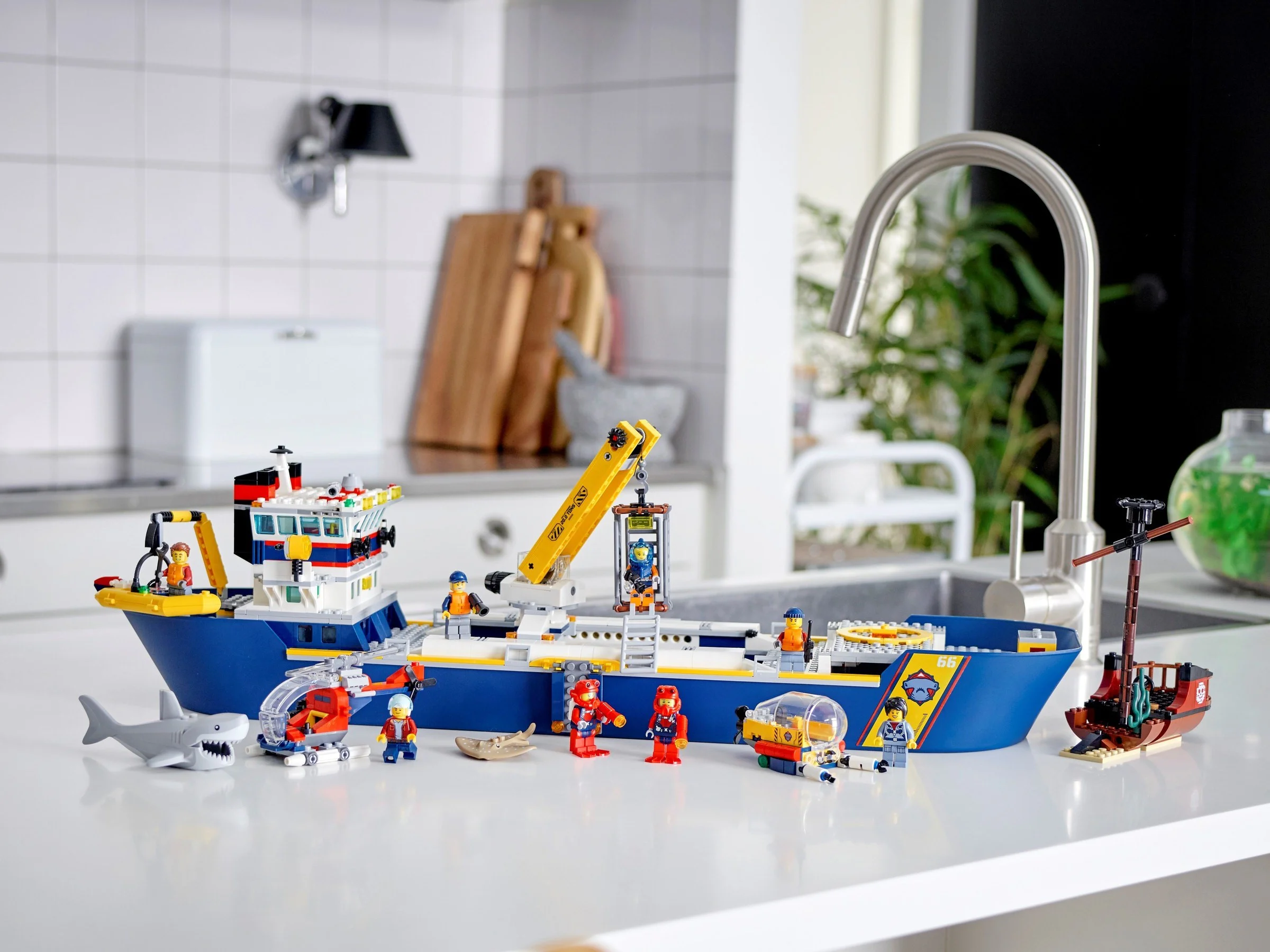 Ocean exploration giant 无牌 66113 image 10