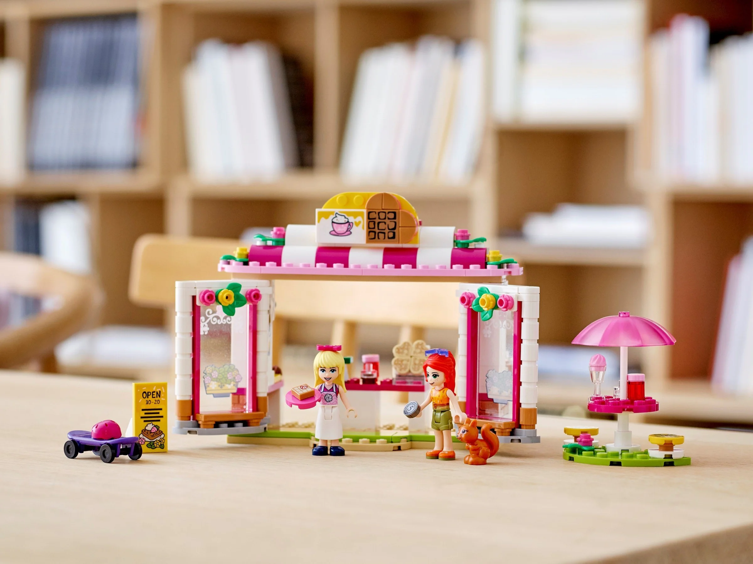 Heart Lake Café LEGO 41426 image 8