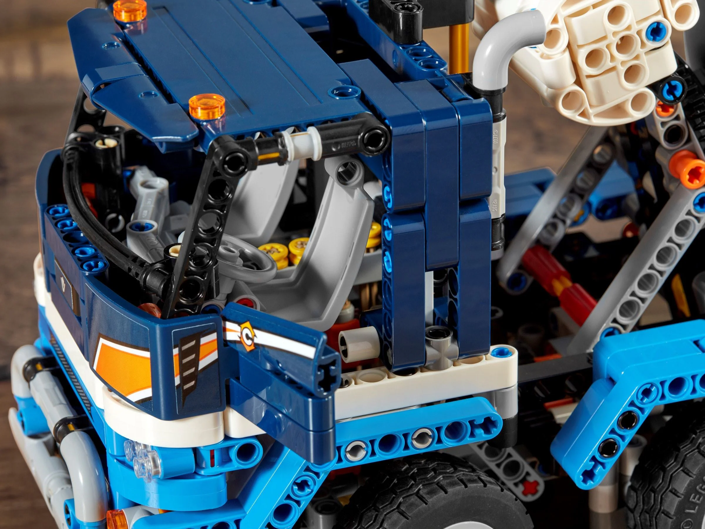 Concrete mixed transport vehicle 乐高 LEGO 42112 image 3