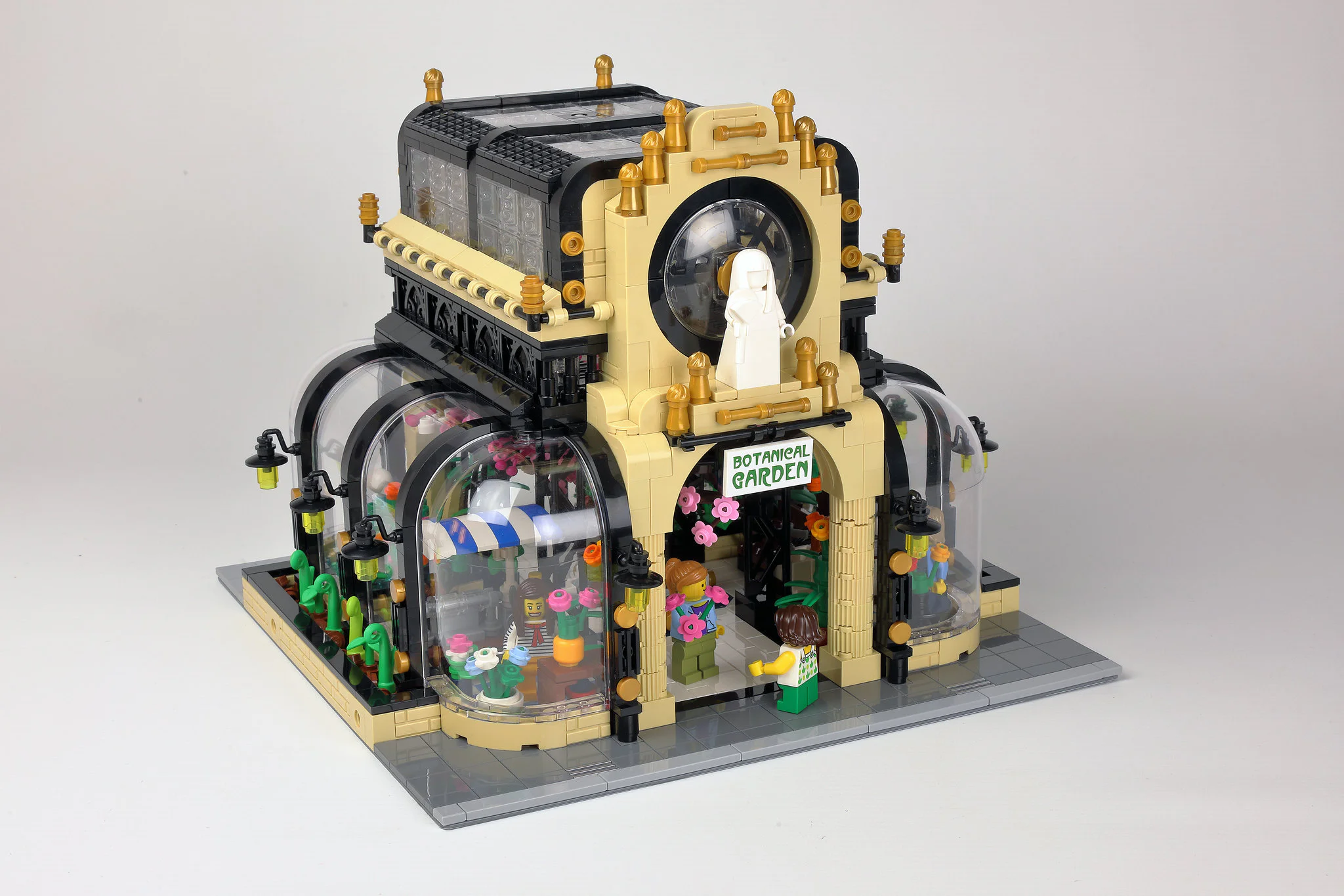 Street view: Botanical Garden MOC-26998 image 1