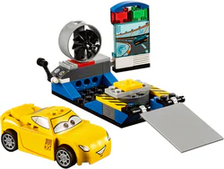 Racing Rivals 3: Cruz Ramirez's Racing Simulator