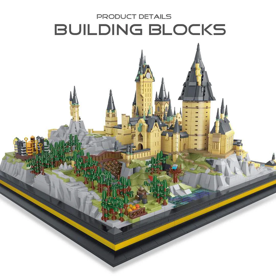 Miniature Version of Hogwarts Magic School 宇星模王 MOULDKING 22004 image 1