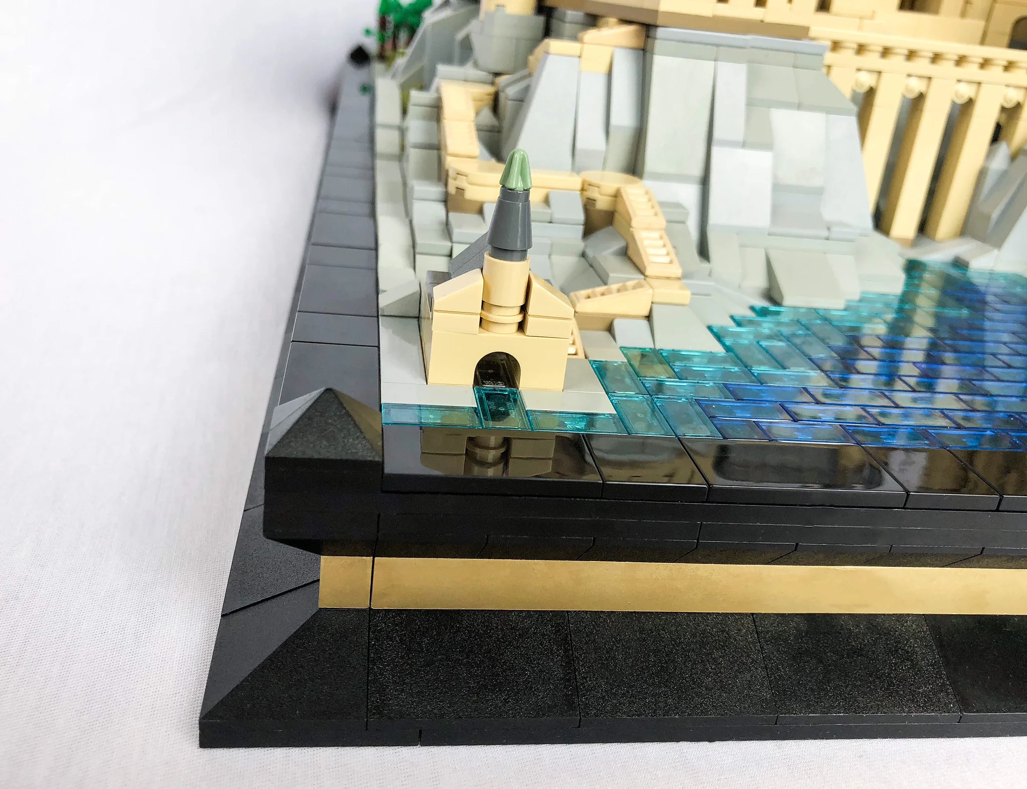 Miniature Version of Hogwarts Magic School 宇星模王 MOULDKING 22004 image 36