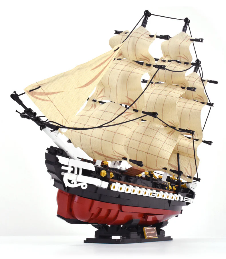 "Ji Zheng Mu Wang: Constitution-class Frigate 1:170" 小鲁班 Sluban M38-B0836 image 4