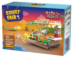 Snoopy: Fruit Stand