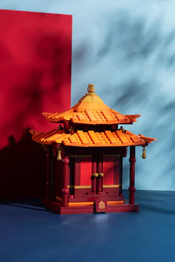 So the palace stationery: Picking up the red kiosk box