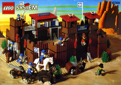 LEGO Goldor Bot