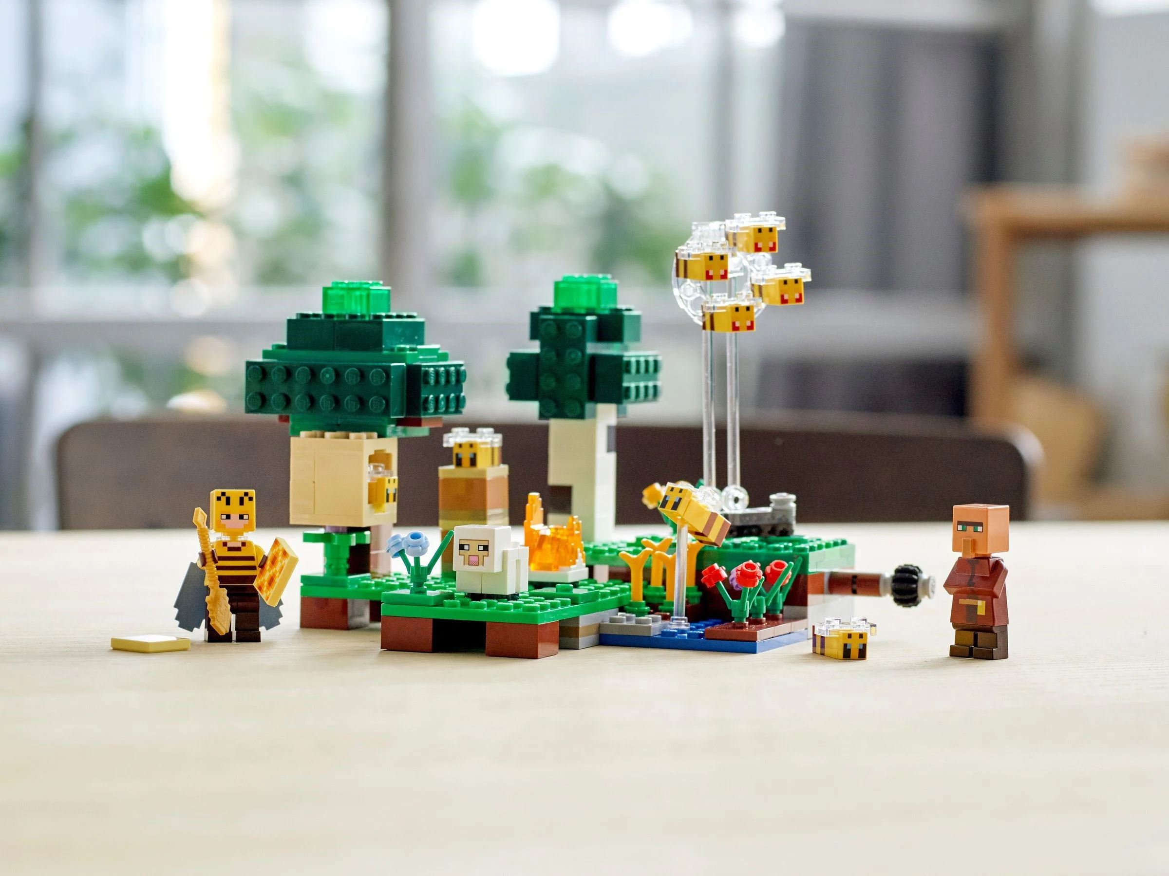 My World: Bee Farm 11581 image 4