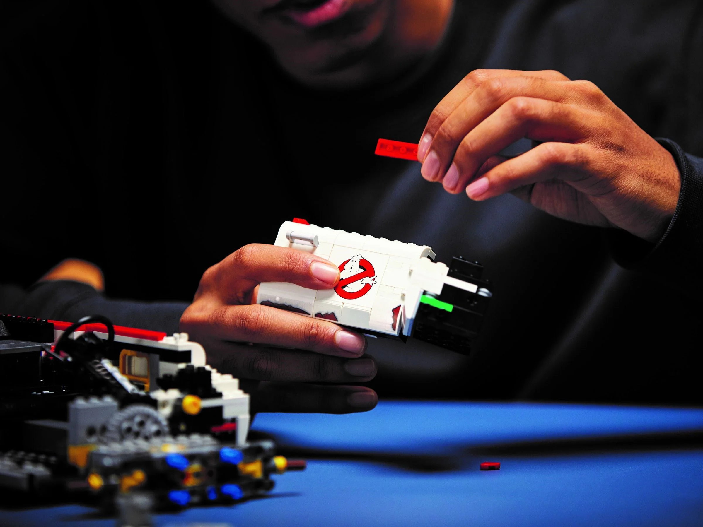 Ghostbusters: Ecto-1 Ghost Trap Team 乐高 LEGO 10274 image 21