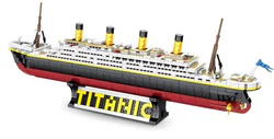 "Titanic's Classic Cruise on Floating Ice Sea"