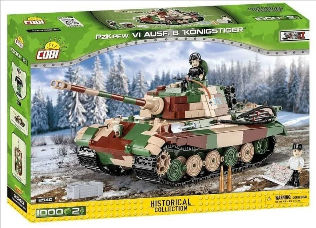 Panzer VIII Tiger Ausf. B with Henschel turret COBI 2540 image 1