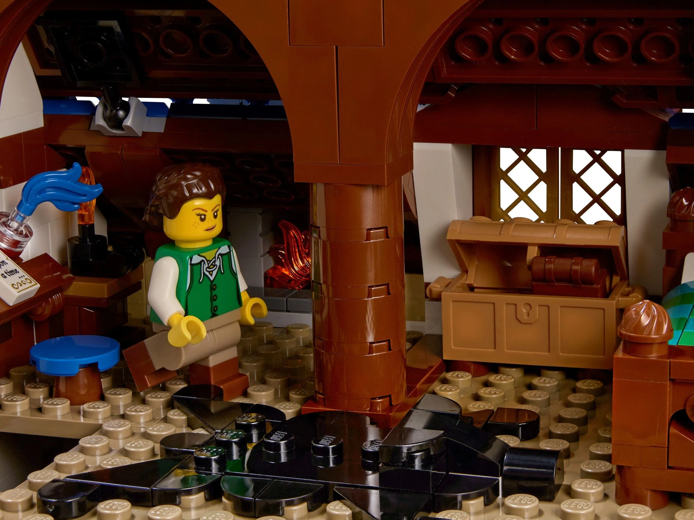 Medieval Blacksmith Shop 无牌 99909 image 10