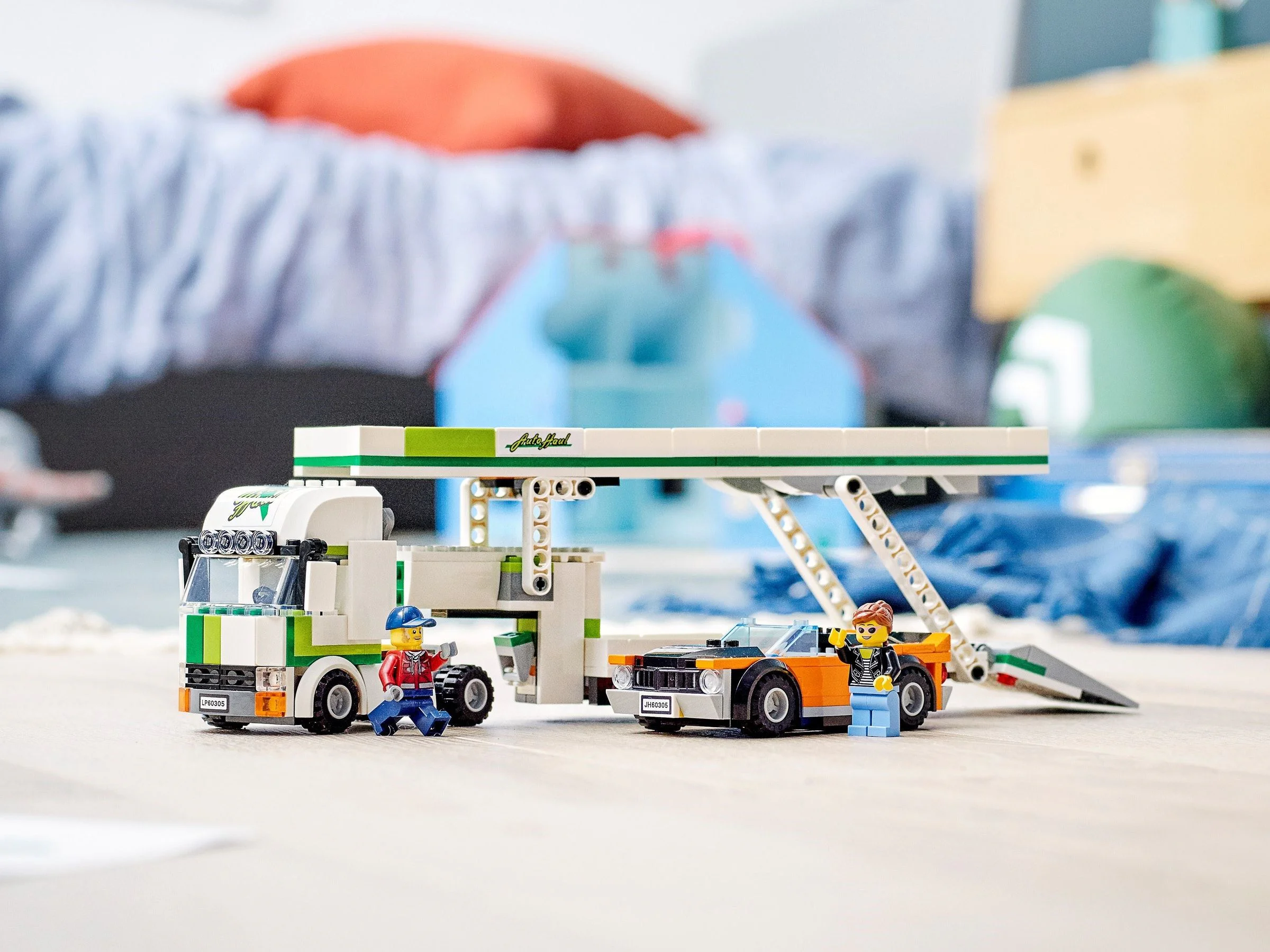 Vehicular transportation vehicle. 60067 image 3