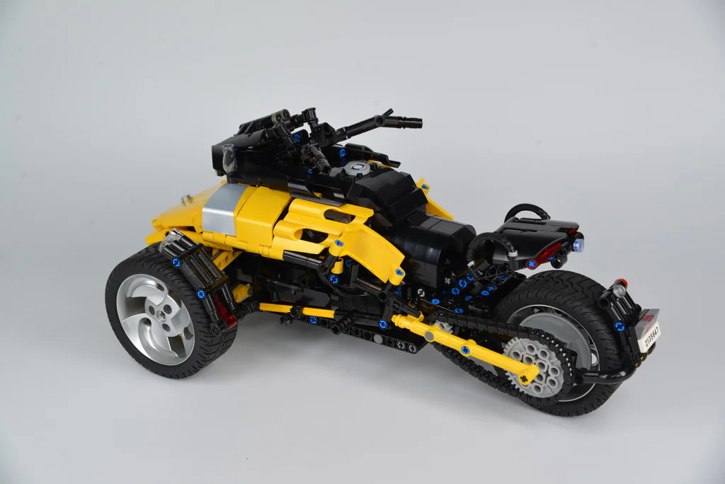 POMPADI F3S MOTORCYCLE 雷尔娱乐 50021 image 3