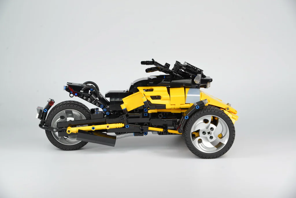 POMPADI F3S MOTORCYCLE 雷尔娱乐 50021 image 4