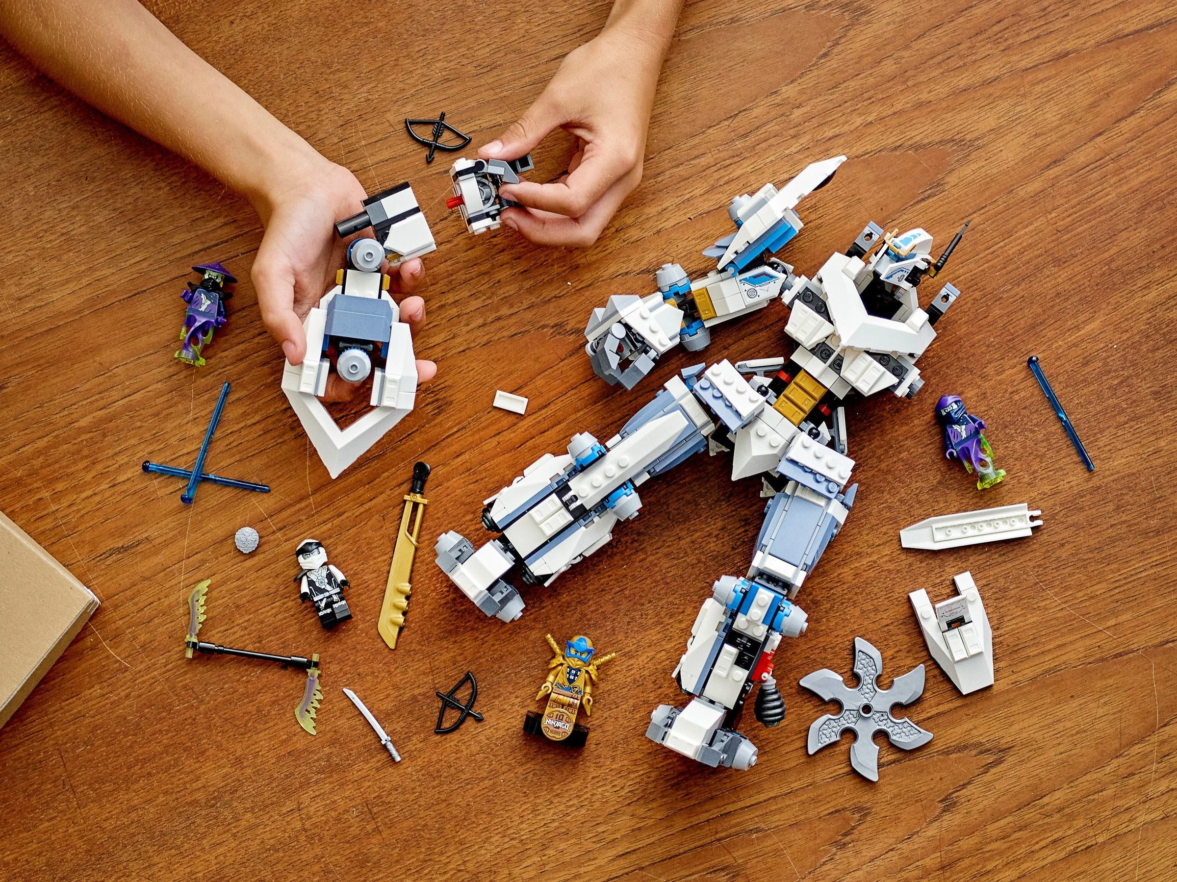 Epic Battle of Titan Mecha 11660 image 3