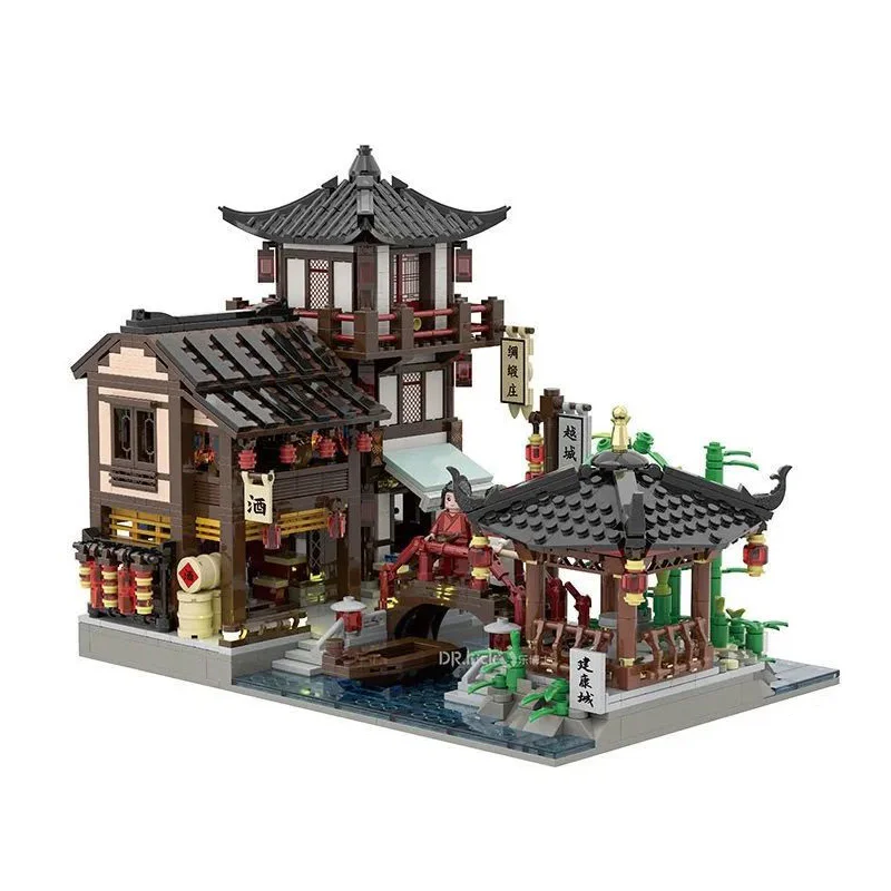 Emerald: Construction of Kang City 万格 WANGE/乐博士 Dr.Luck 9018